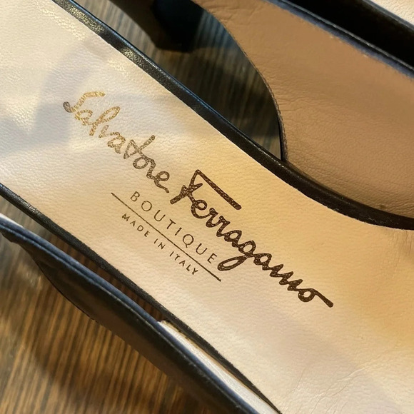 FERRAGAMO Gancini square-toe slingback black Leather pumps 7.5 C - Picture 10 of 14